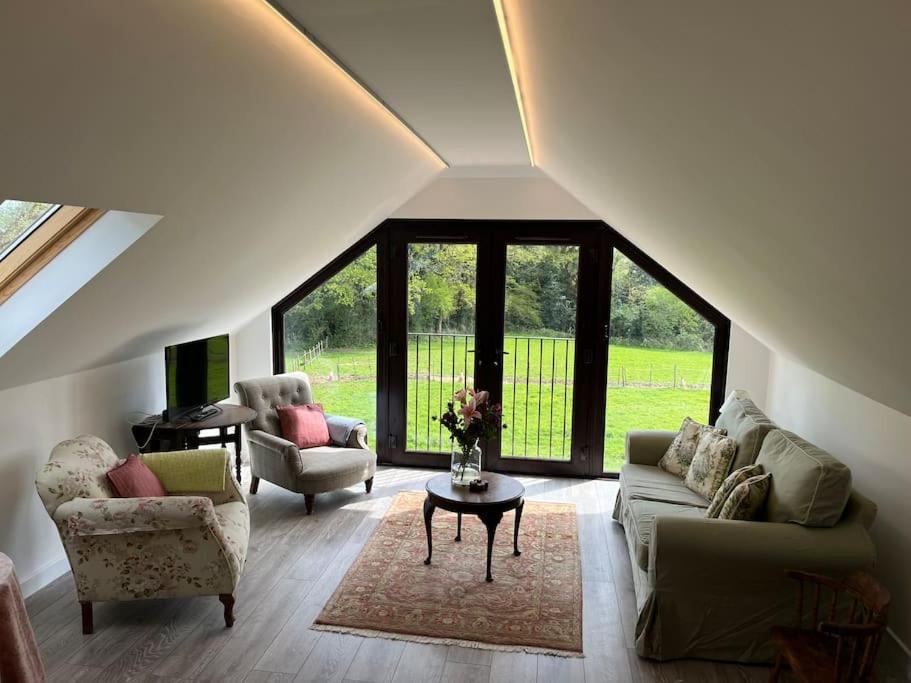 Апартаменты The Stable, Grove End Farm Петвёт Экстерьер фото